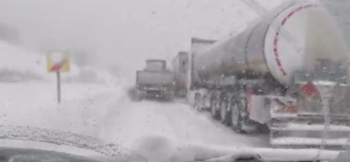 boluda gerede samsun yolu cift seritten ulasima kapali 1 hOcJNeTm