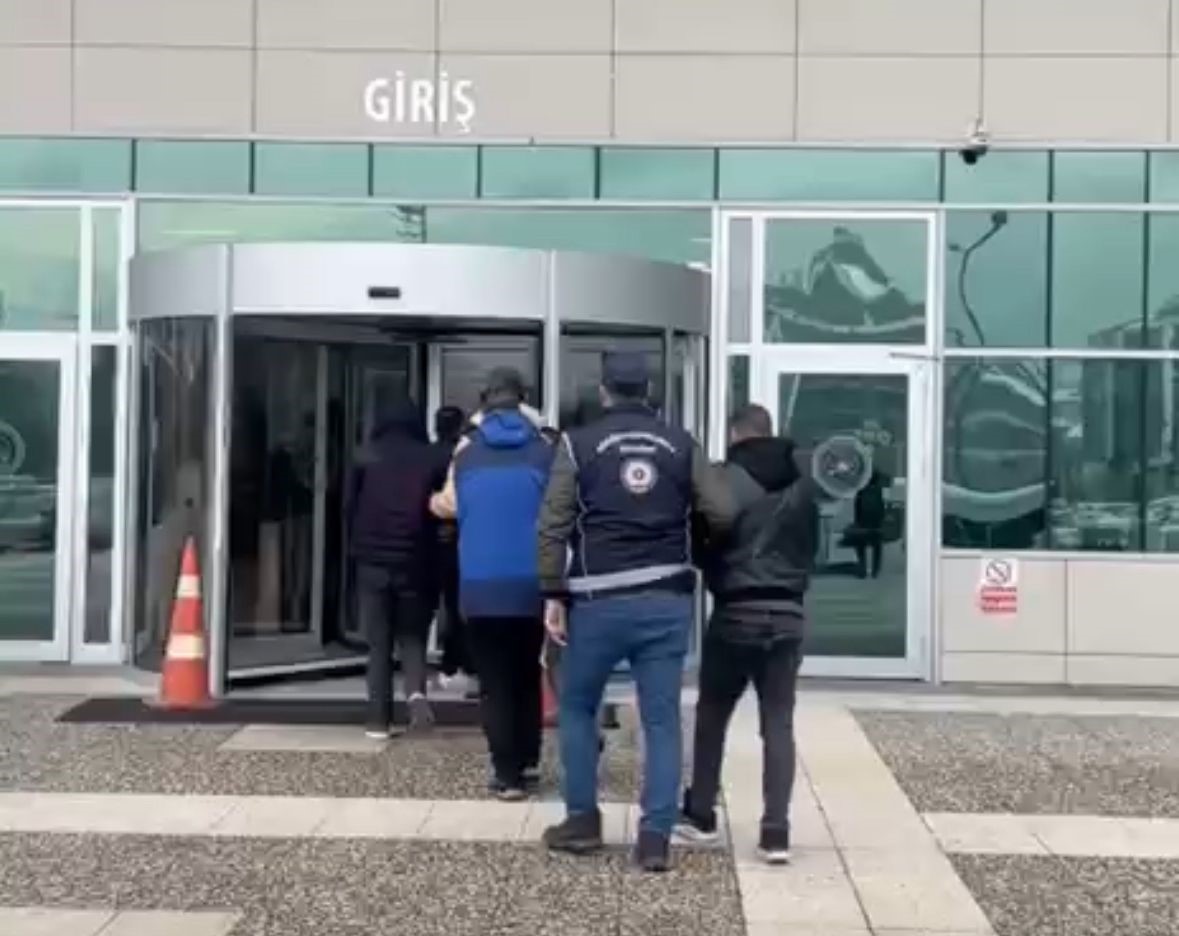 boluda gocmen kacakciligi operasyonu 5 tutuklama 2 zsyMKObv