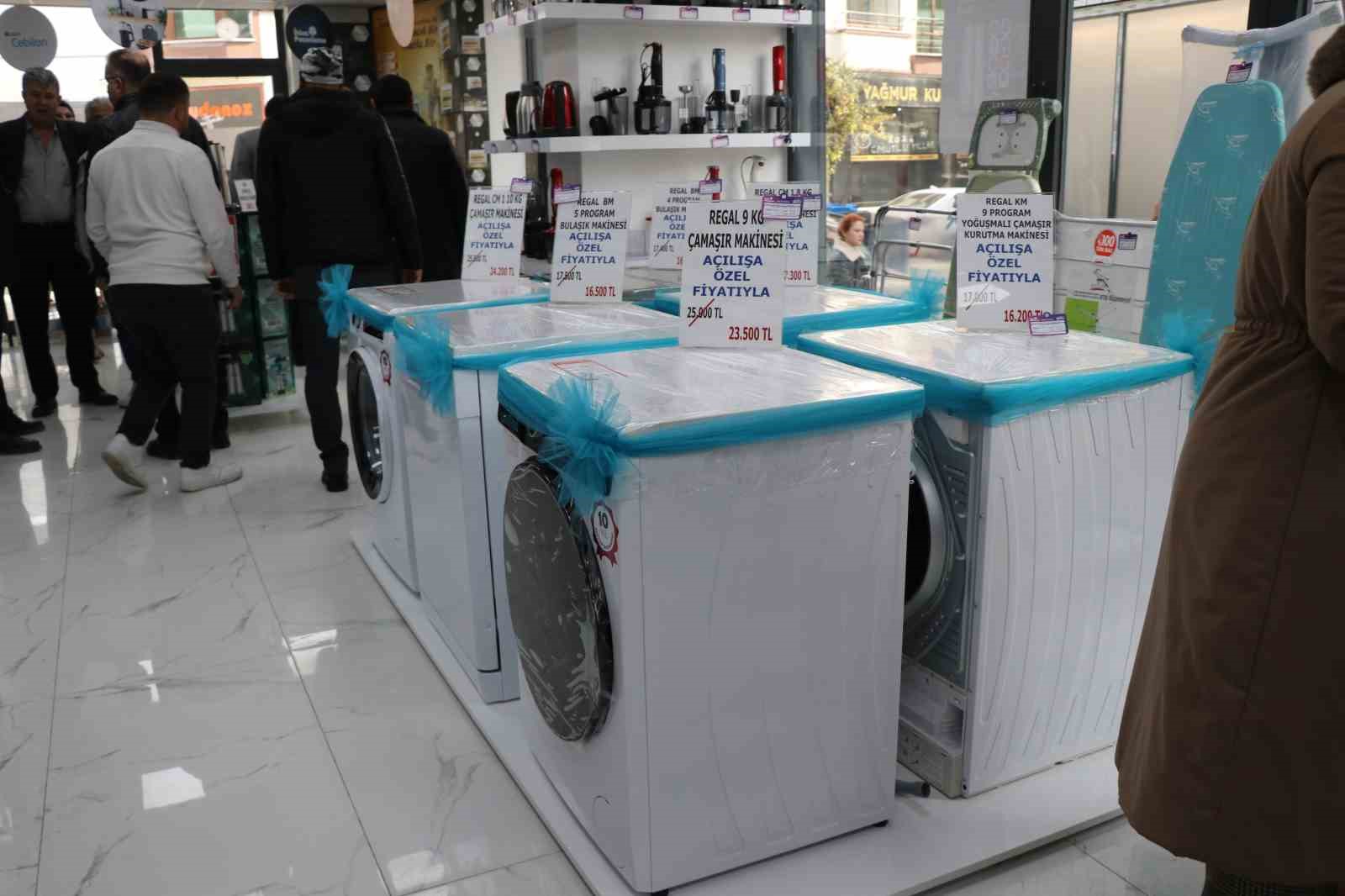Bolu’da İhlas Mağazası açıldı 6 boluda ihlas magazasi acildi 2 u8AVNIsK