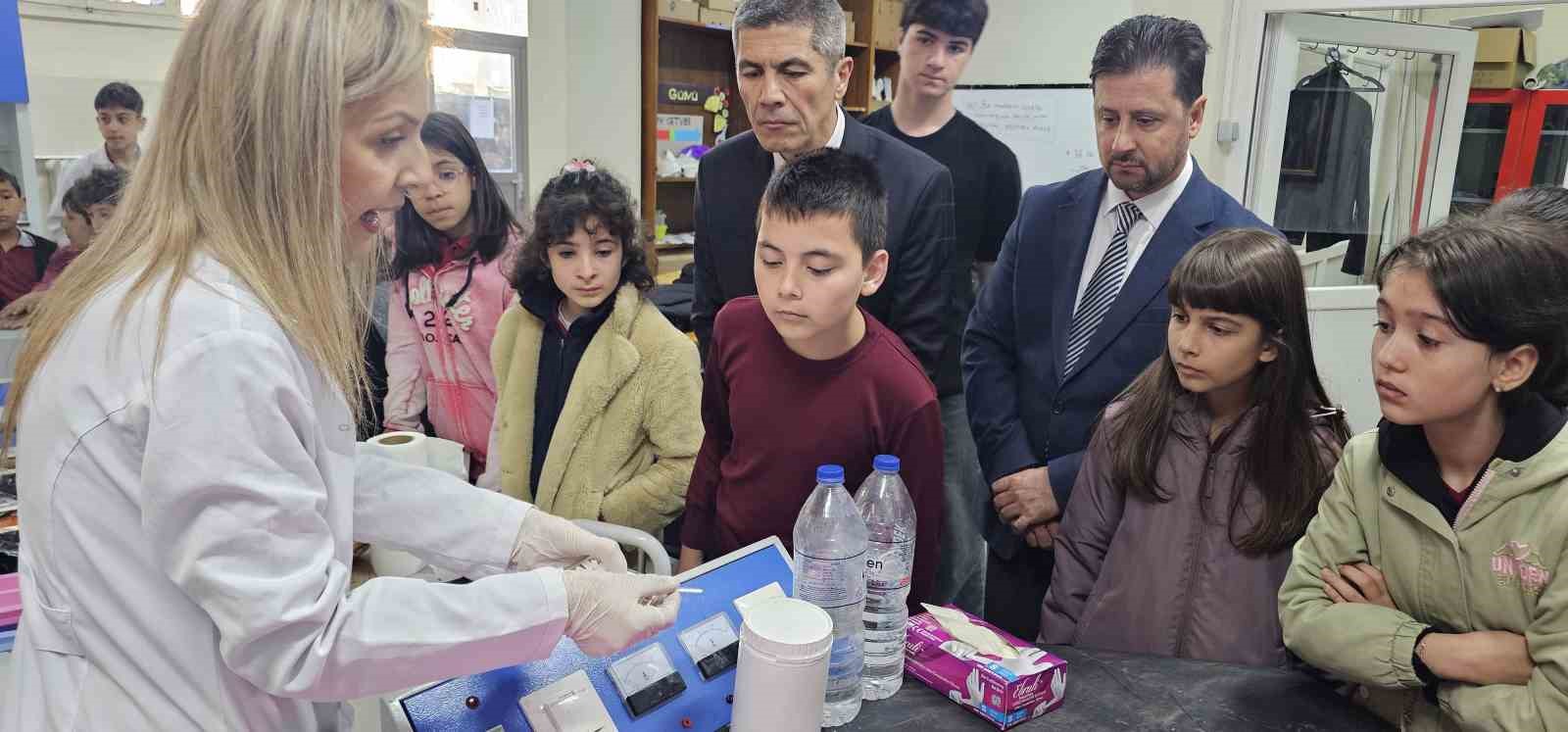 boluda ilkokul ogrencileri atik yaglari sabuna donusturdu 1 4FtrNsGZ