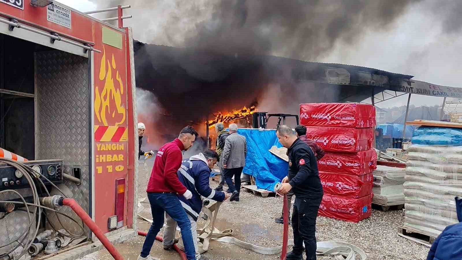boluda insaat deposunda yangin 1 jmfhht24