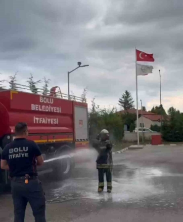 boluda-itfaiye-stajinin-sonu-sulu-sakayla-bitti-eirAeyAp.jpg