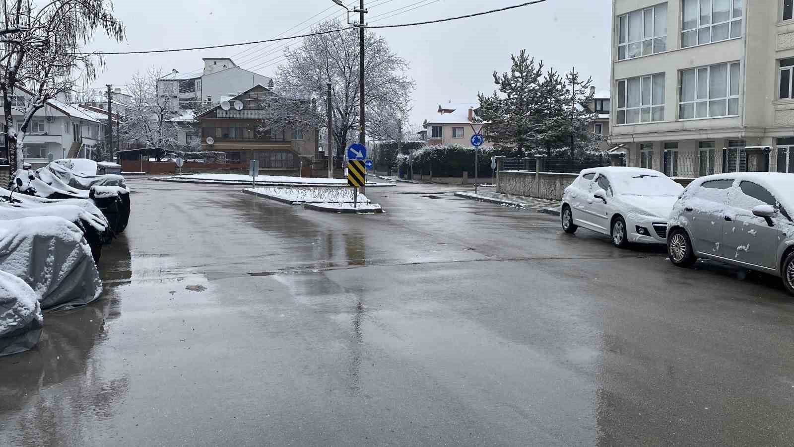 boluda kar yagisi etkisini surduruyor 3 8h5clTZw