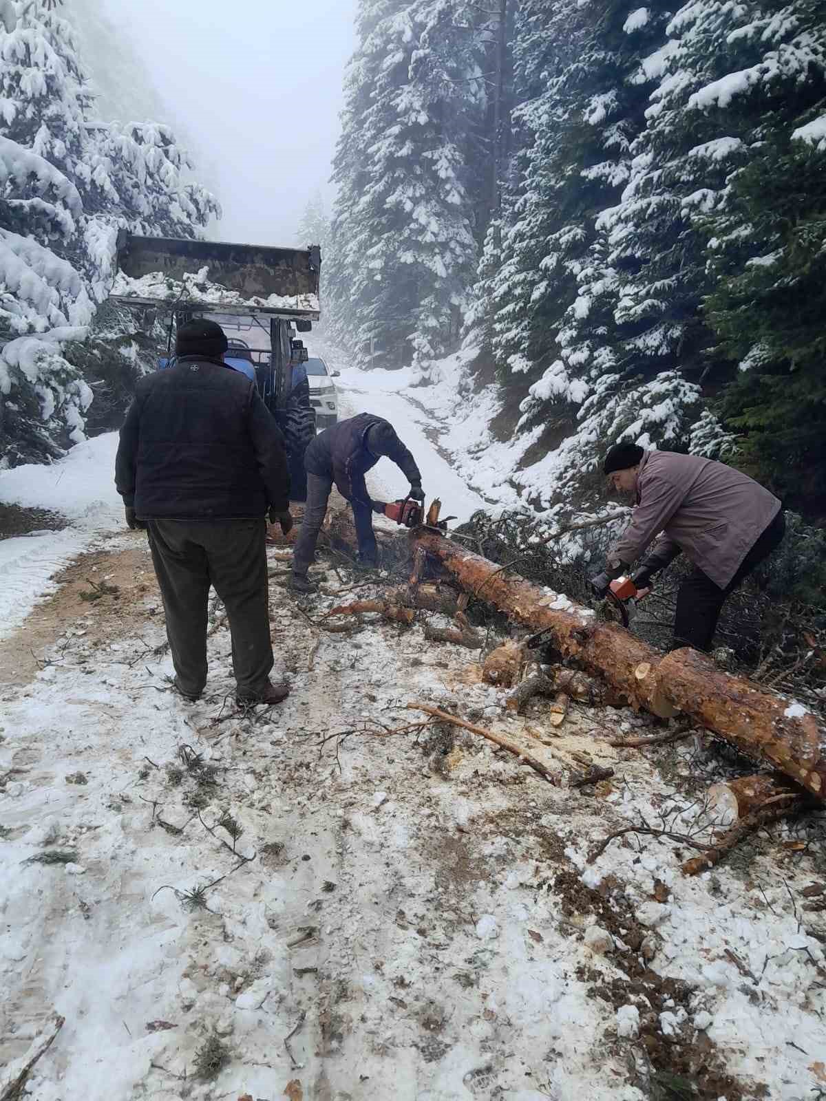 boluda karla kaplanan yayla yollarini koyluler acti 1