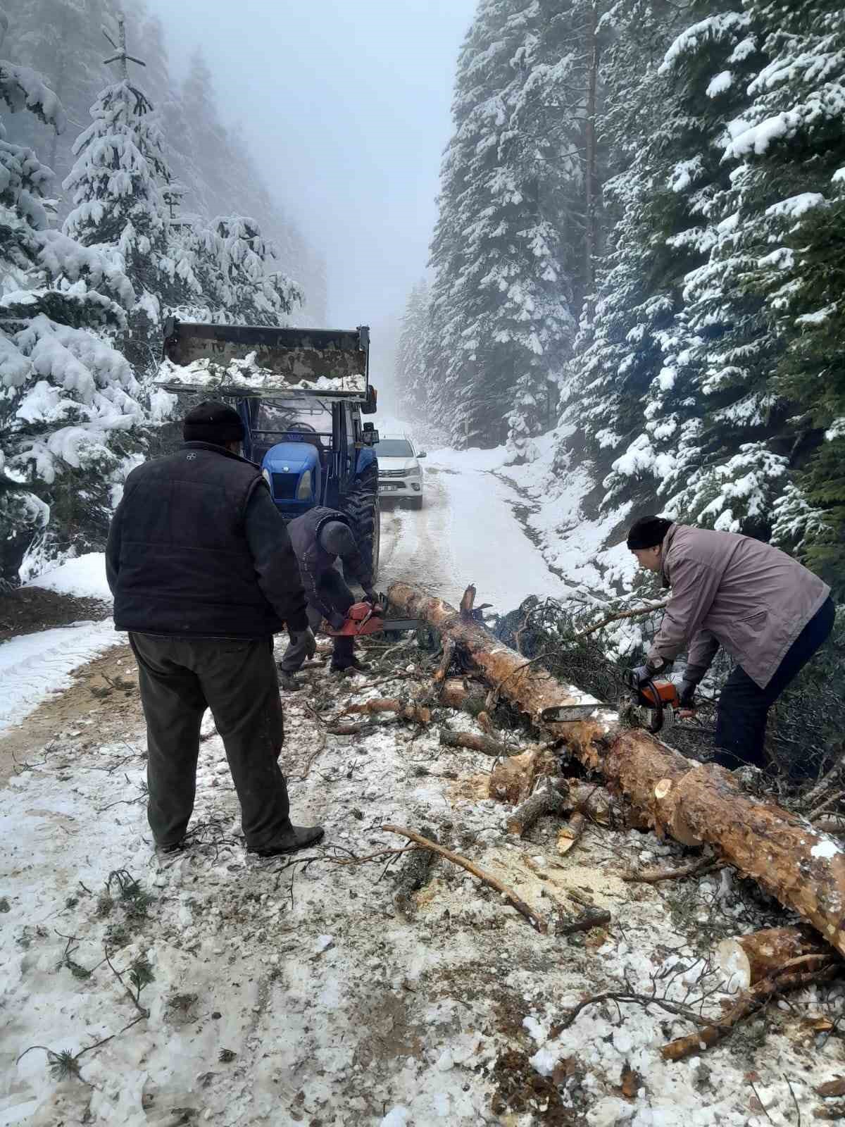 boluda karla kaplanan yayla yollarini koyluler acti 3 4sUV3jw2