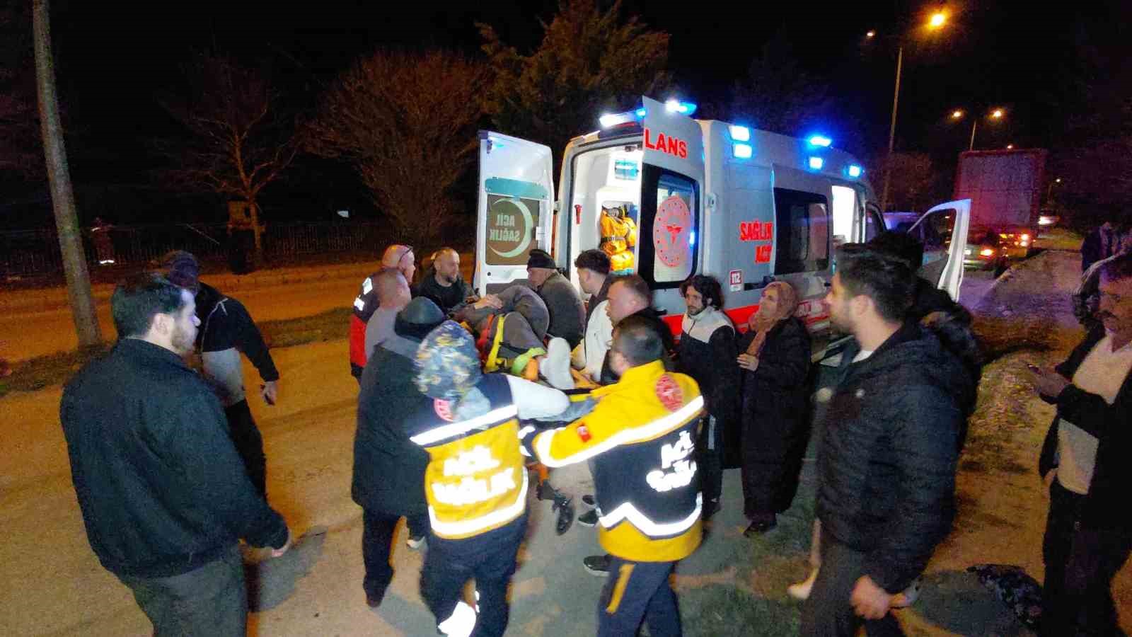 boluda kazada ortalik savas alanina dondu 4 yarali 10 4zEKAiAA