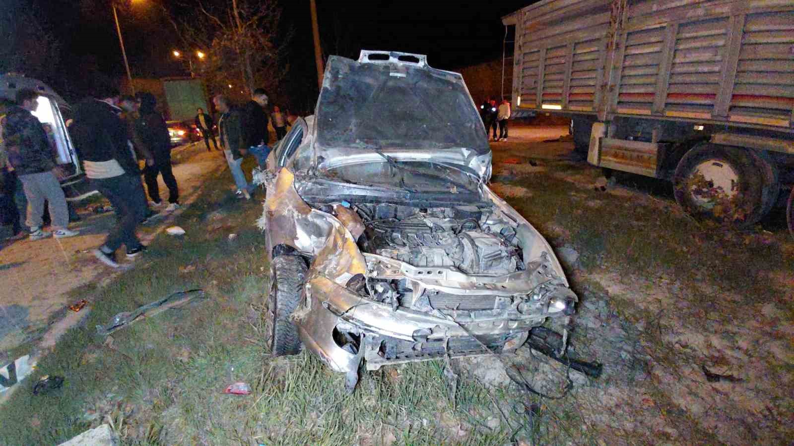 boluda kazada ortalik savas alanina dondu 4 yarali 3