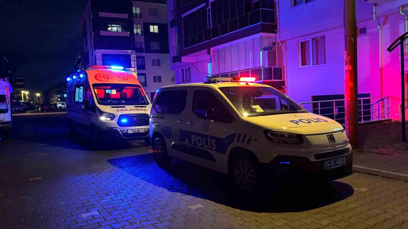 boluda kendini odaya kilitleyen sizofreni hastasi kadini polis ikna etti tedaviyi kabul etti 1 wY5G3IPz