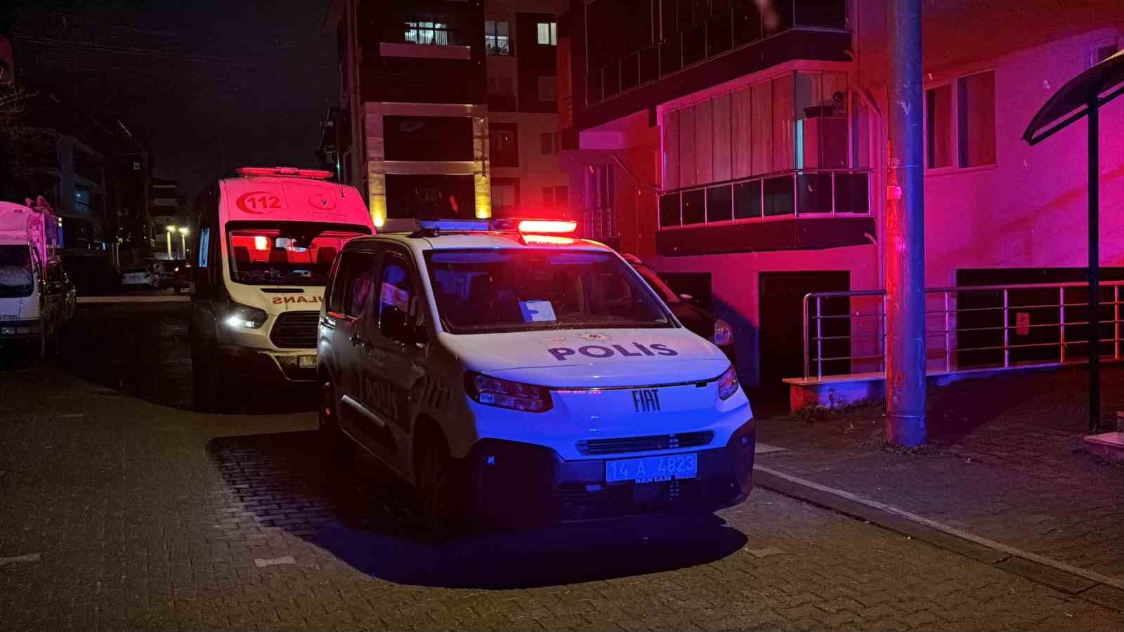 boluda kendini odaya kilitleyen sizofreni hastasi kadini polis ikna etti tedaviyi kabul etti 4