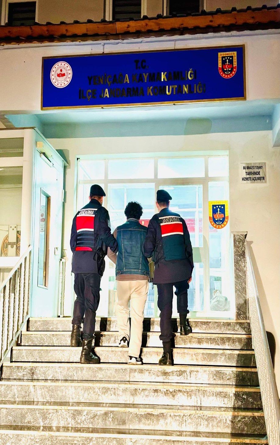 boluda kesinlesmis hapis cezasi bulunan hukumlu yakalandi 0 NAGgjVsW