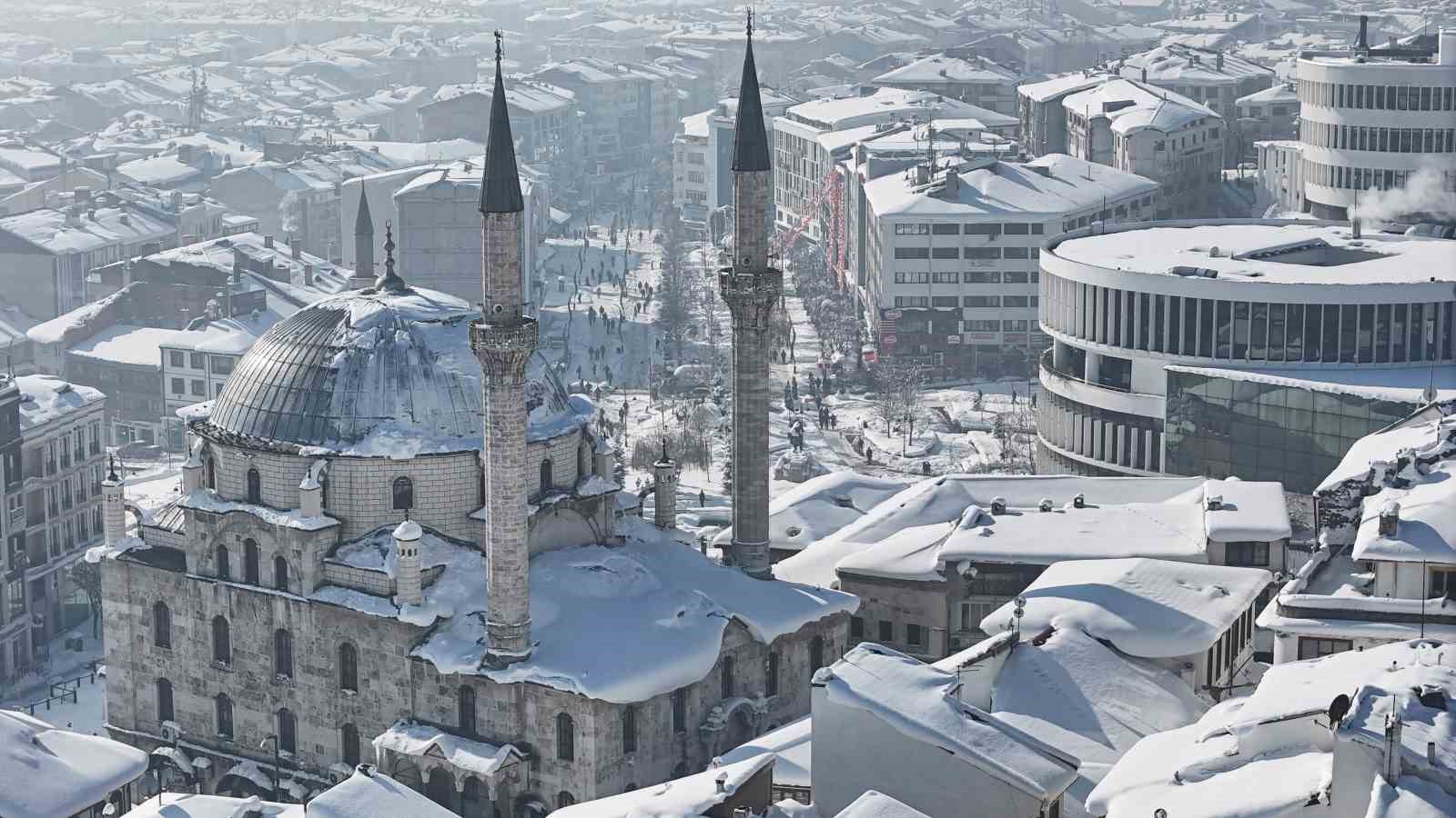 Bolu’da kış güzelliği havadan görüntülendi 5 boluda kis guzelligi havadan goruntulendi 1 BR9vQ4hg