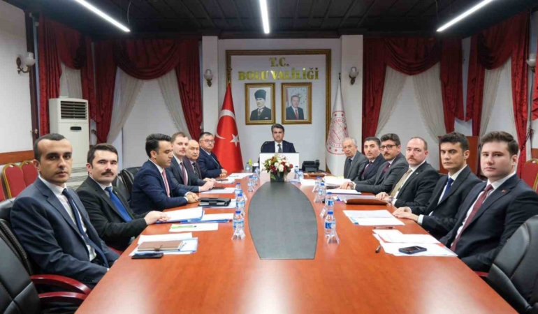 boluda-koylerde-su-sayaci-uygulamasi-masaya-yatirildi-hmw4uHiU.jpg