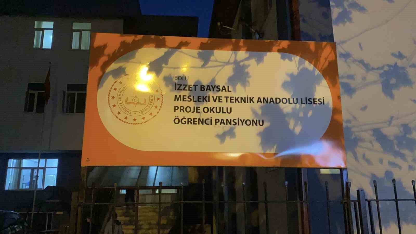 boluda lise ogrencisi tartistigi cocuk tarafindan bicaklandi 1 PmVA3BJh