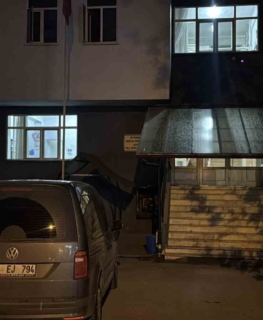 boluda-lise-ogrencisinin-kendisini-yanlislikla-yaraladigi-ortaya-cikti-ESWCVElH.jpg