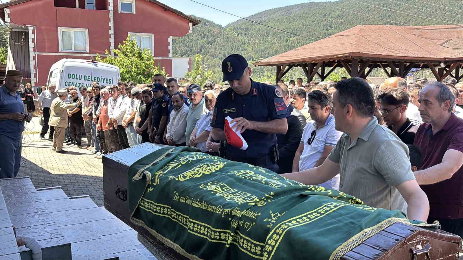 boluda maden gocugunde hayatini kaybeden isci son yolculuguna ugurlandi 2 bVkDrsr2