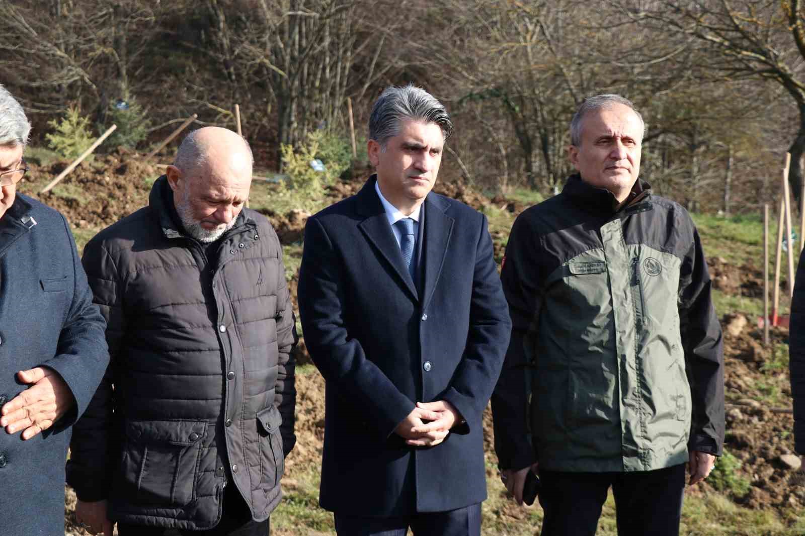 boluda otel faciasinda yasamini yitiren 78 kisi icin hatira ormani 3 kQSrZ1CK