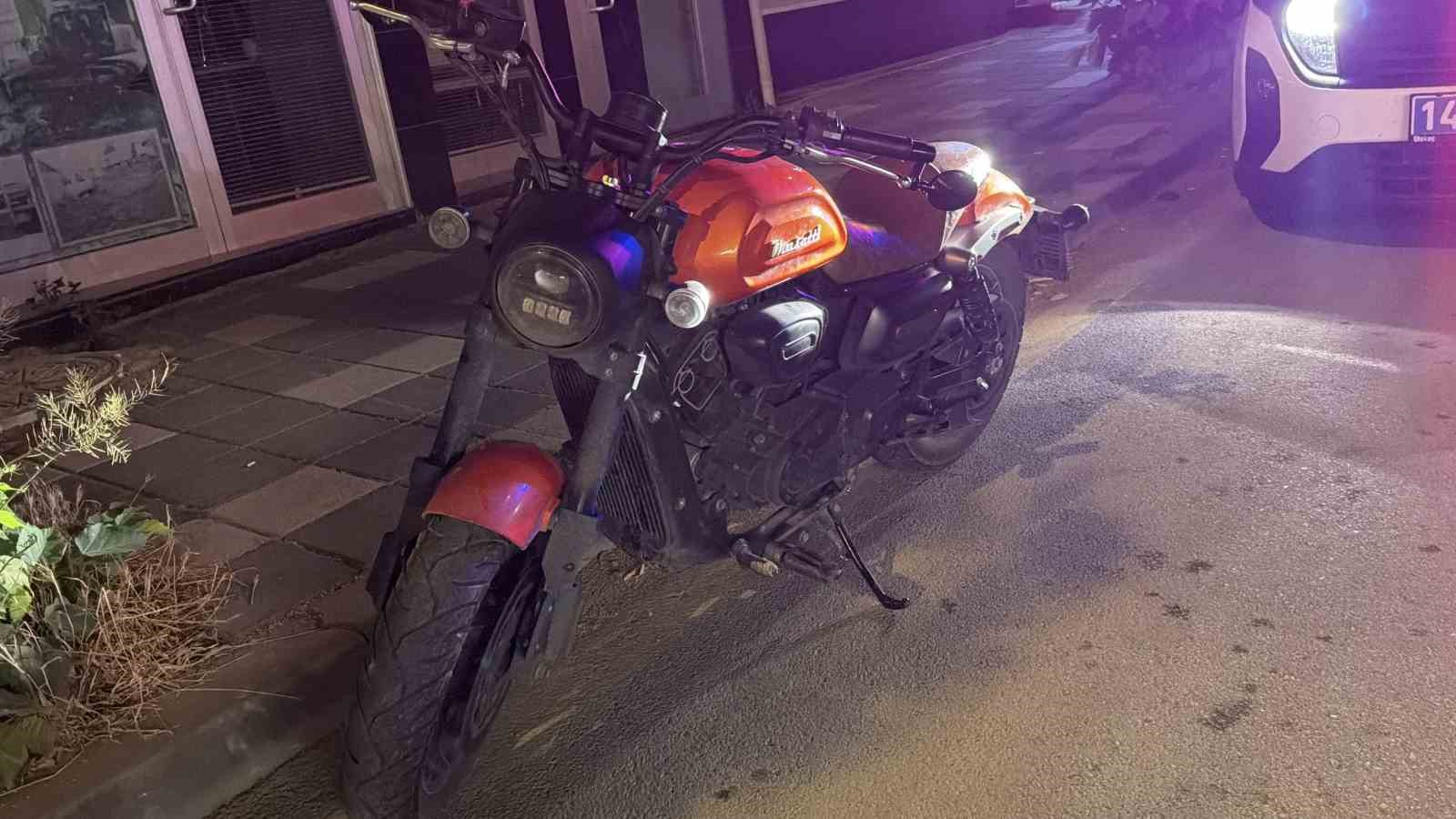 Bolu’da otomobille çarpışan motosikletli yaralandı 4 boluda otomobille carpisan motosikletli yaralandi 0