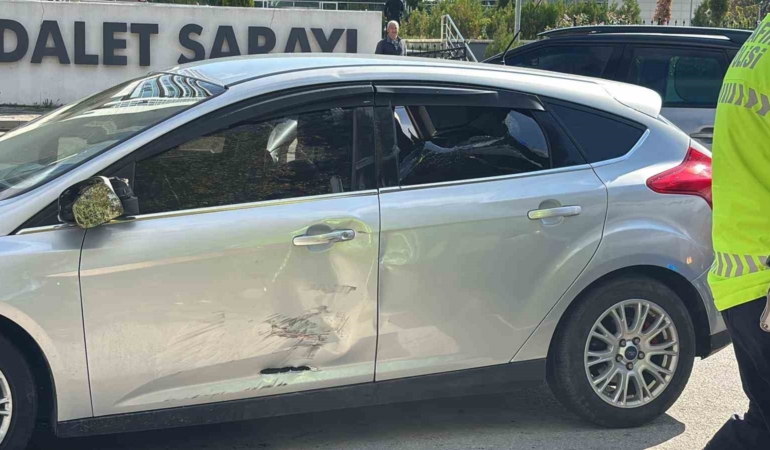 boluda-otomobille-motosiklet-carpisti-1-yarali-W68XqYOm.jpg