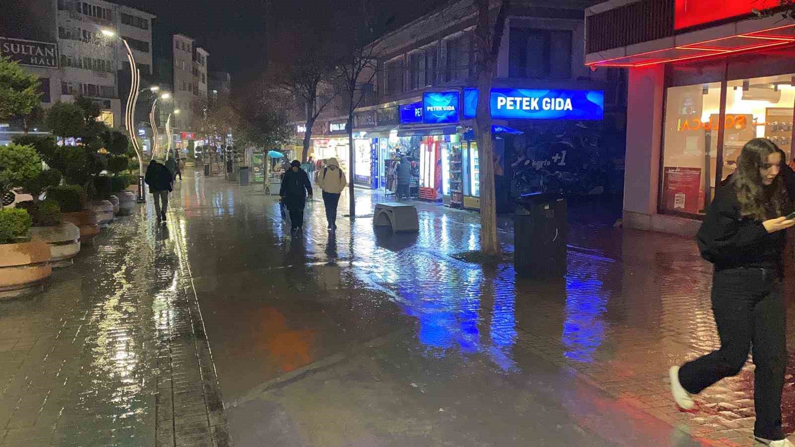 boluda saganak yagis etkili oluyor 1 yvws4hET
