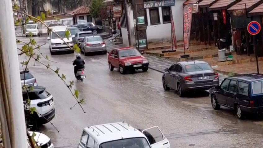 boluda saganak yagis hayati olumsuz etkiledi 3 IzegBwnM