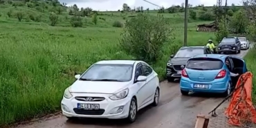 boluda-tatilciler-koy-yollarinda-yogunluga-sebep-oldu-EpwQjJIi.jpg