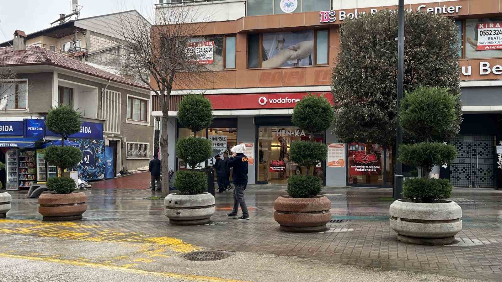 boluda yagmur ve firtina etkili oldu 1 TOaz7RX3