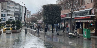 boluda-yagmur-ve-firtina-etkili-oldu-OhzSPEKY.jpg