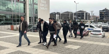 boluda-yasli-cifti-polisiz-diyerek-23-milyon-lira-dolandirdilar-sN6E9Z7h.jpg