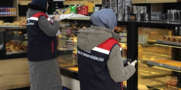 boluda-yilbasi-oncesi-gida-denetimleri-siklastirildi-350-isletme-kontrol-edildi-qKrkelUN.jpg