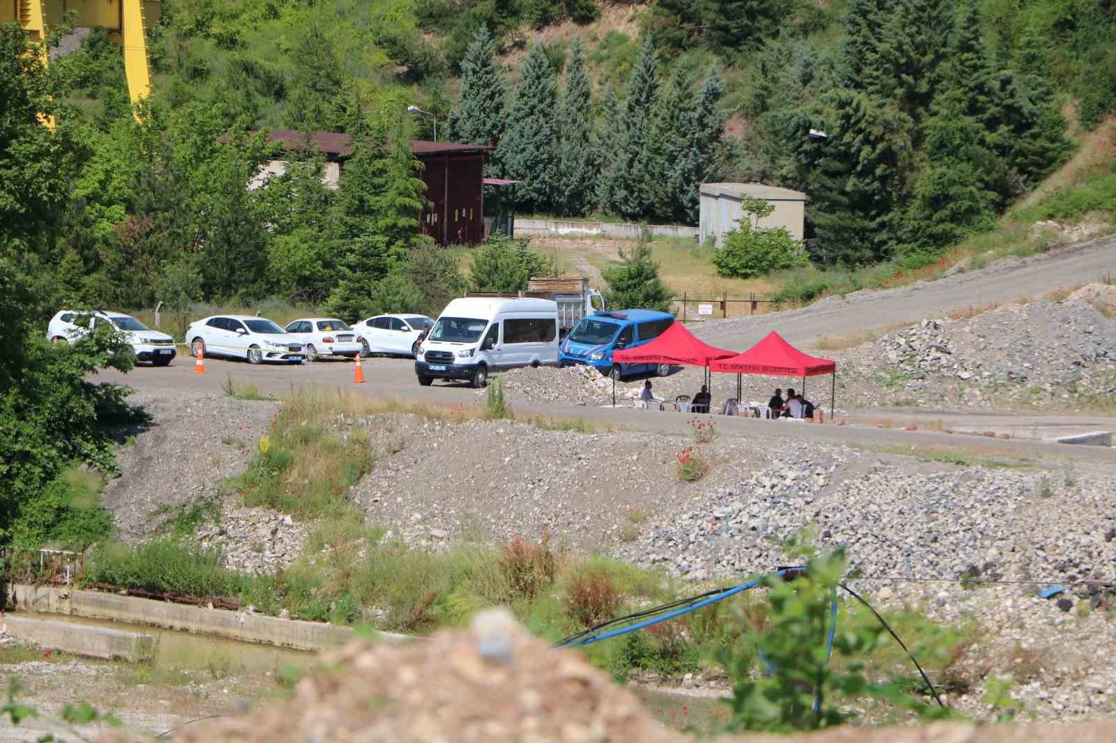 Bolu’daki maden faciasında 1 tutuklama: İşçinin cansız bedenini çıkarma çalışmaları sürüyor 4 boludaki maden faciasinda 1 tutuklama iscinin cansiz bedenini cikarma calismalari suruyor 0