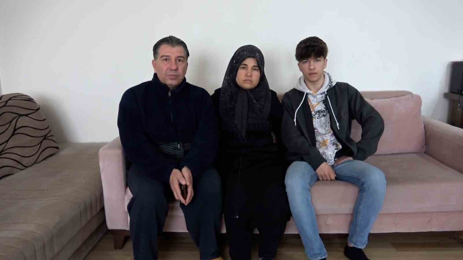 boludan adanaya bayram ziyaretine giden 16 yasindaki kiz kayboldu 2 iznQEb6K