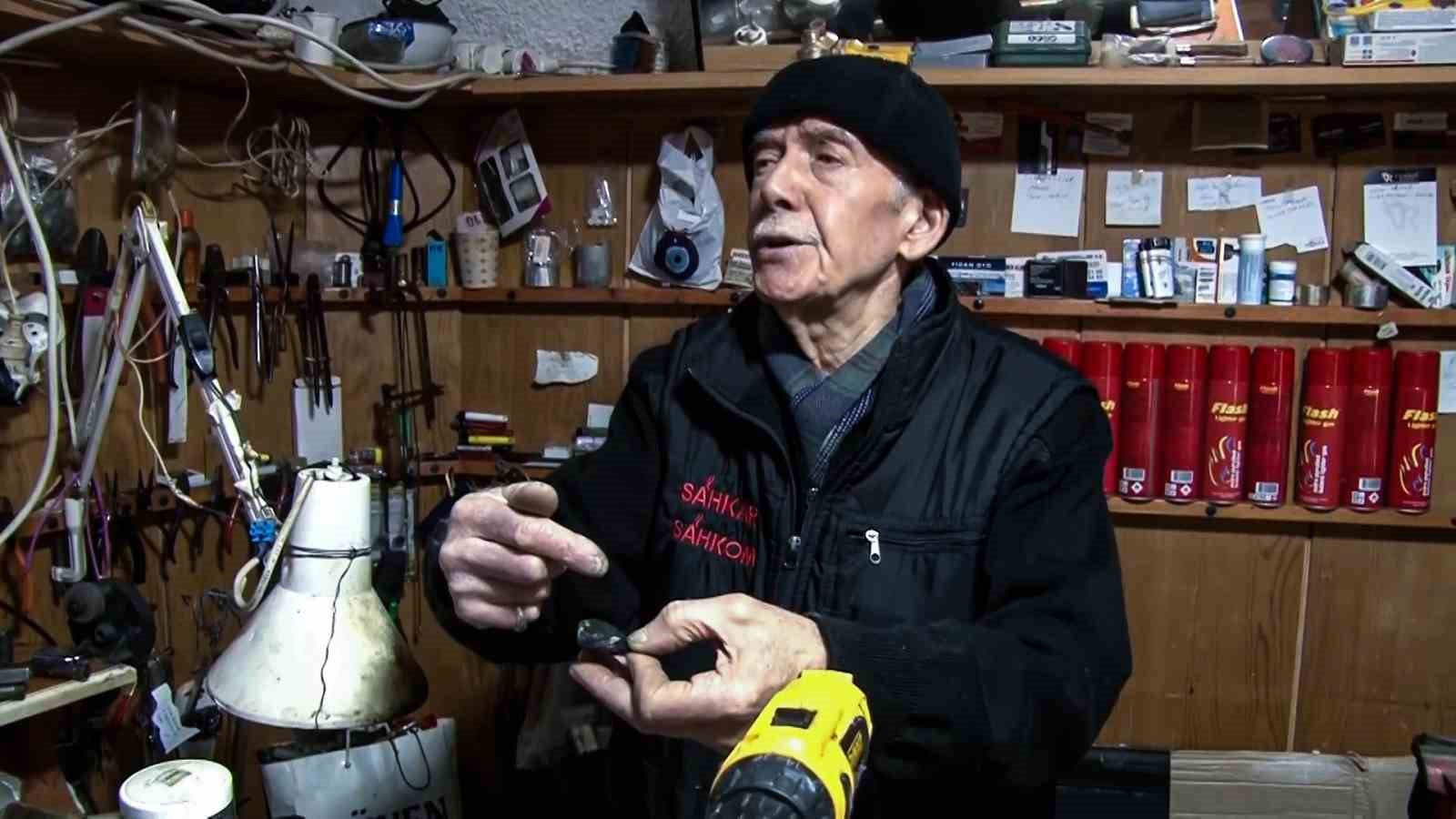 bolulu altin ustasi 69 yildir 20 metrekarede altina hayat veriyor 0 hM5QD6tQ