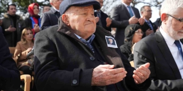 bolunun-babasi-izzet-baysal-vefatinin-26nci-yilinda-dualarla-anildi-scFVigRX.jpg