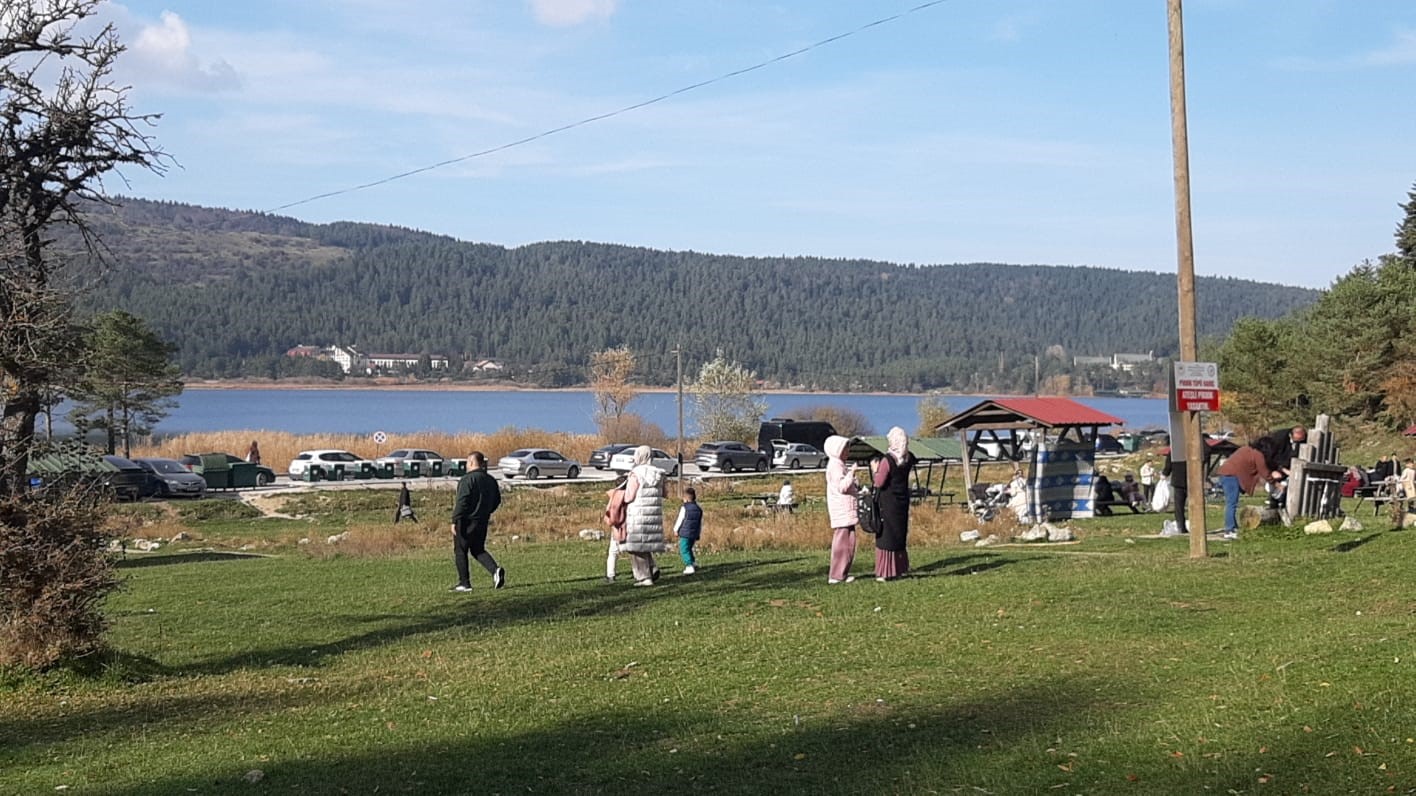 bolunun doga harikasi abantta ziyaretciler akin etti 6 RQpg2Qrq