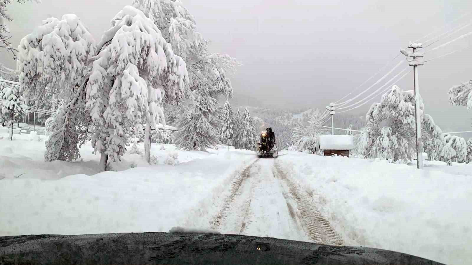 bolunun mengen ilcesinde hummali calisma 18 koy yolu ulasima kapali 1 ZEspQTrY