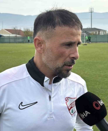 boluspor-teknik-direktoru-arslan-ayaklarimiz-yere-saglam-basiyor-feqXgW8F.jpg