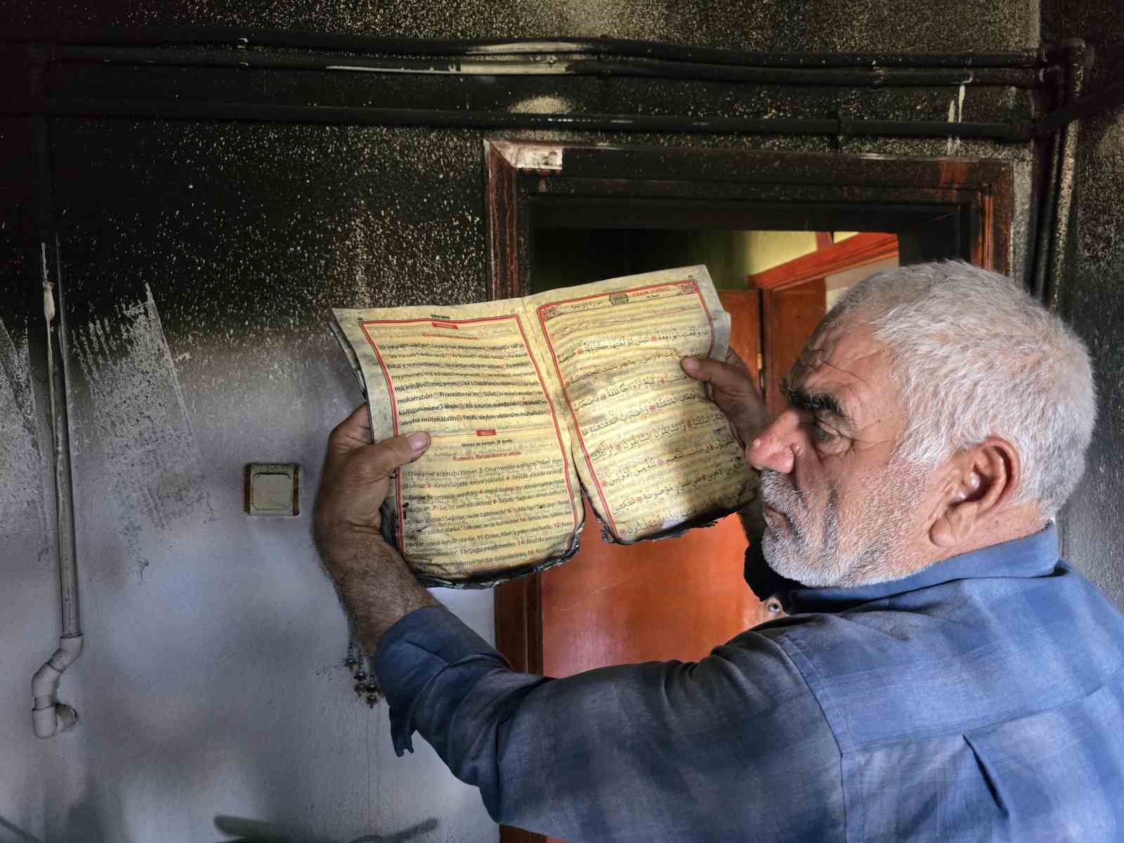bomba gibi patlayan buzdolabi sonrasi evde buyuk maddi hasar olustu 1 2fure7tm