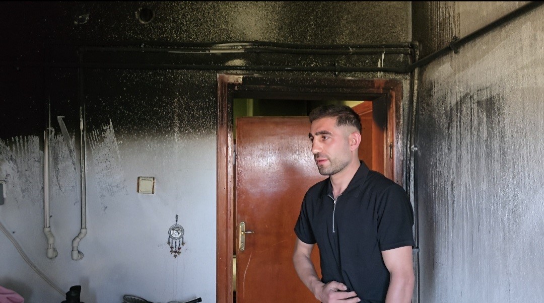 bomba gibi patlayan buzdolabi sonrasi evde buyuk maddi hasar olustu 5 WvwOr5nb