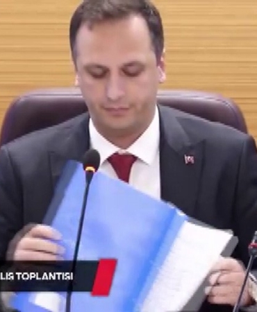 bornova-belediye-baskani-omer-eski-gozaltina-alindi-vTaPTxrN.jpg