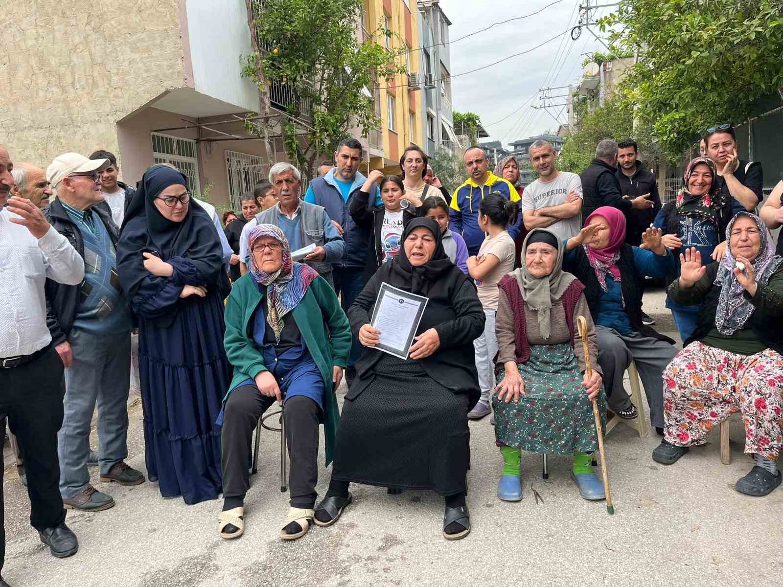 bornova belediyesi ile halk arasinda imar plani gerginligi mahalle sakinlerinden rant iddiasi 4 sIK9SND8