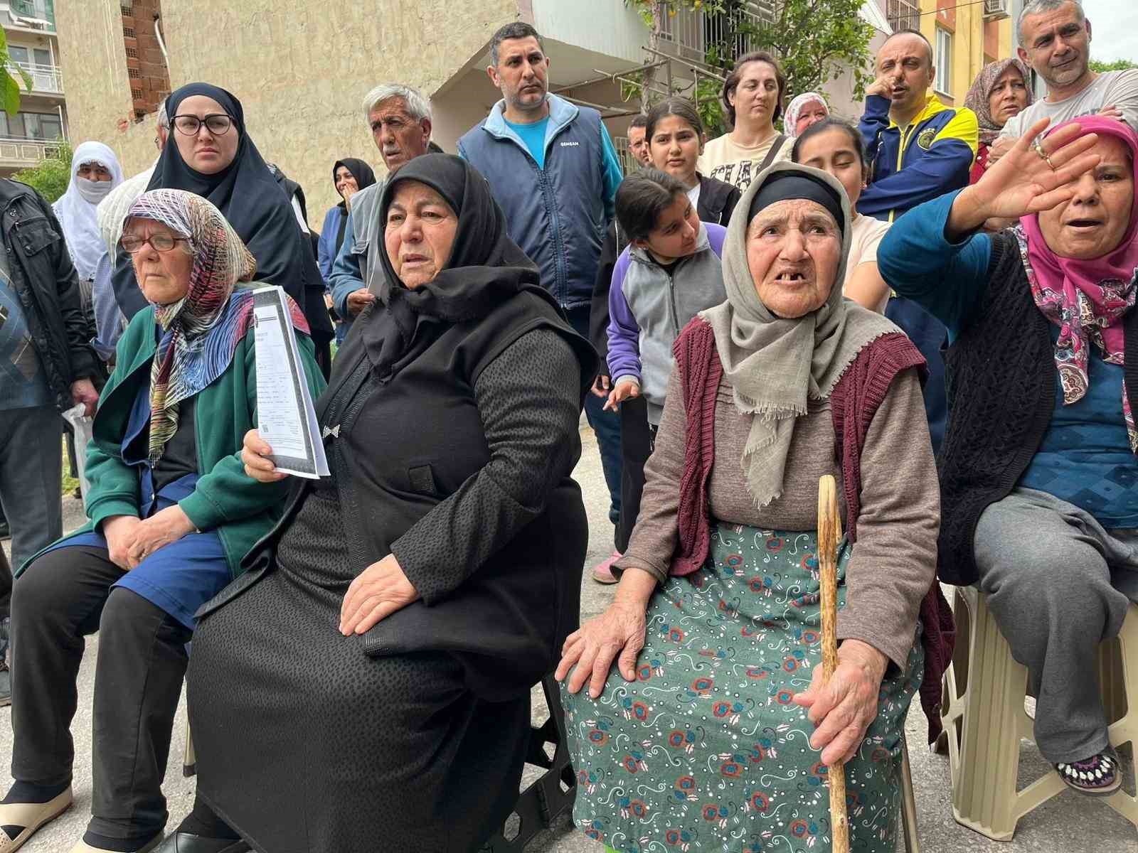 bornova belediyesi ile halk arasinda imar plani gerginligi mahalle sakinlerinden rant iddiasi 5 nsDcnTW9