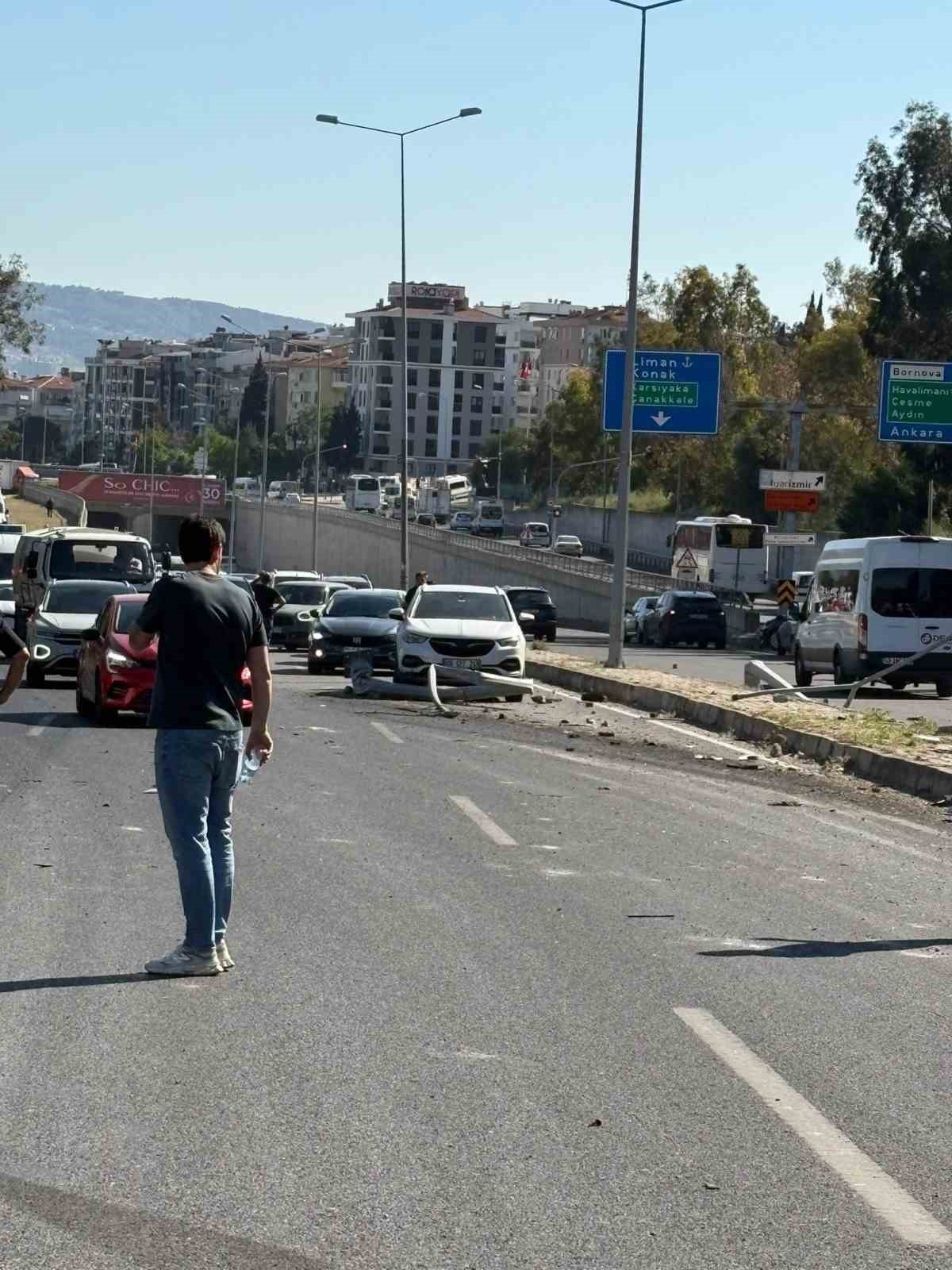bornovada freni patlayan tir karsi seride gecti olu ve yaralilar var 2