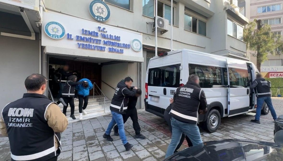 bornovadaki cinayetin arkasindan suc orgutu cikti 16 tutuklama 1 KIzIvALf