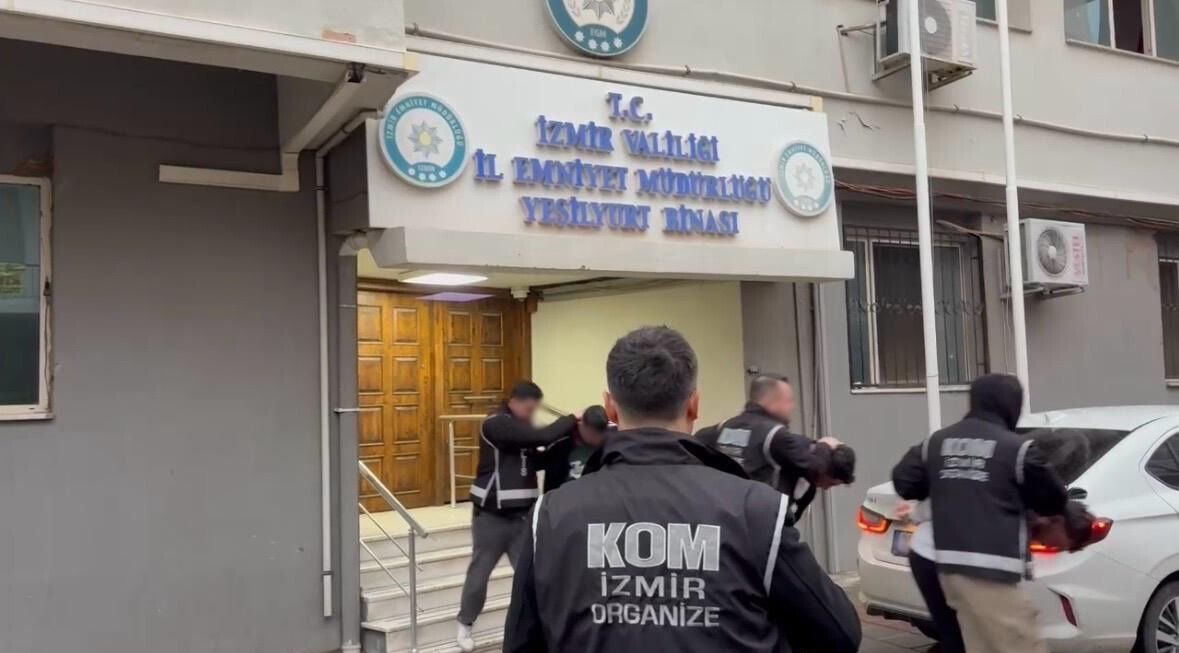 bornovadaki cinayetin arkasindan suc orgutu cikti 16 tutuklama 3