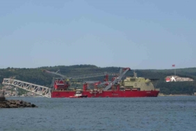 boru-doseme-gemisi-jsd-6000-canakkale-bogazindan-gecti-CptV5f9u.jpg