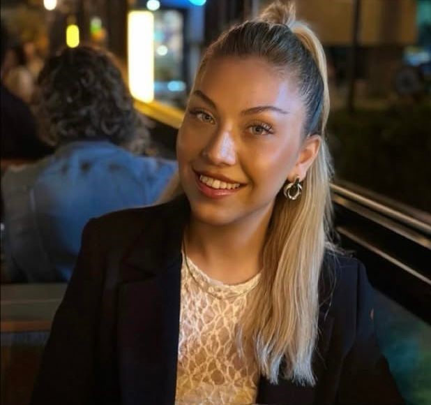 bosanma asamasindaki esini sokak ortasinda 12 yerinden bicakladi 186 yil hapis cezasi aldi 2 ZaDbH7ya