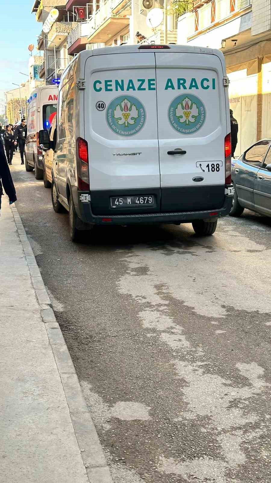 Boşanma aşamasındaki eşini sokak ortasında öldürdü 6 bosanma asamasindaki esini sokak ortasinda oldurdu 2 hJiB6GJr