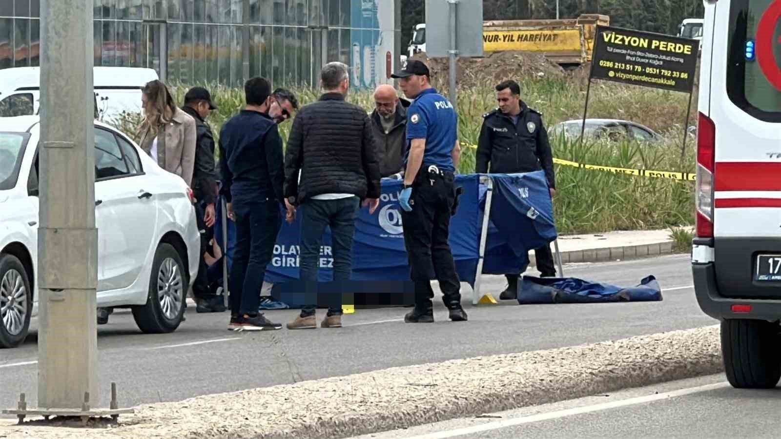 bosanma asamasindaki esini sokak ortasinda olduren zanlinin kardesiyle mesajlasmasi ortaya cikti 0 Dv4mAnOI
