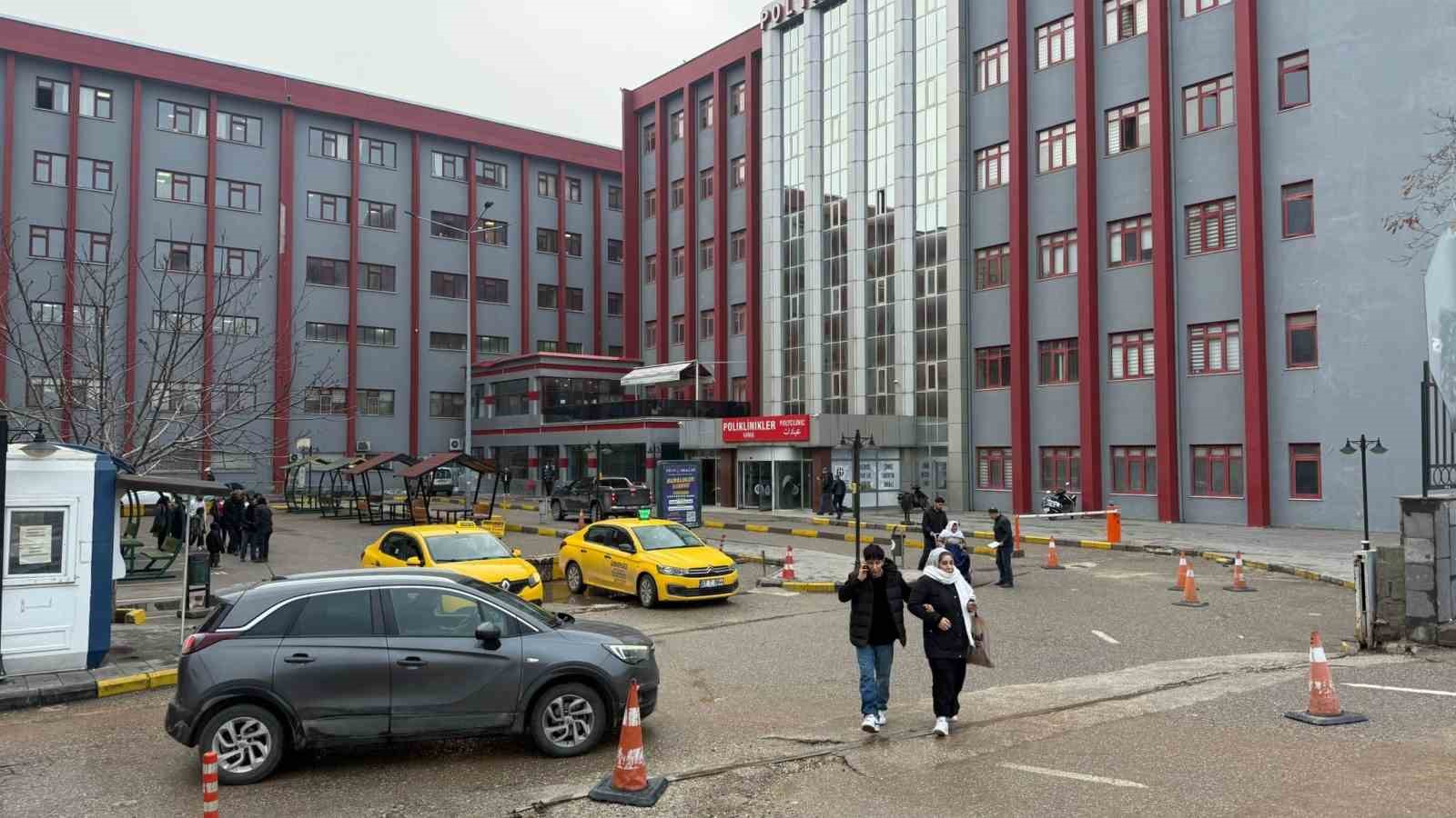 bosanmak isteyen kadin esi tarafindan olduresiye darp edildi 2 YVpXnSWv