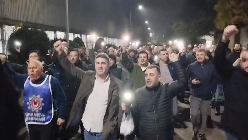 Bosch Fabrikası’nda ışıklı isyan 5 bosch fabrikasinda isikli isyan 1 VKpFkbBj